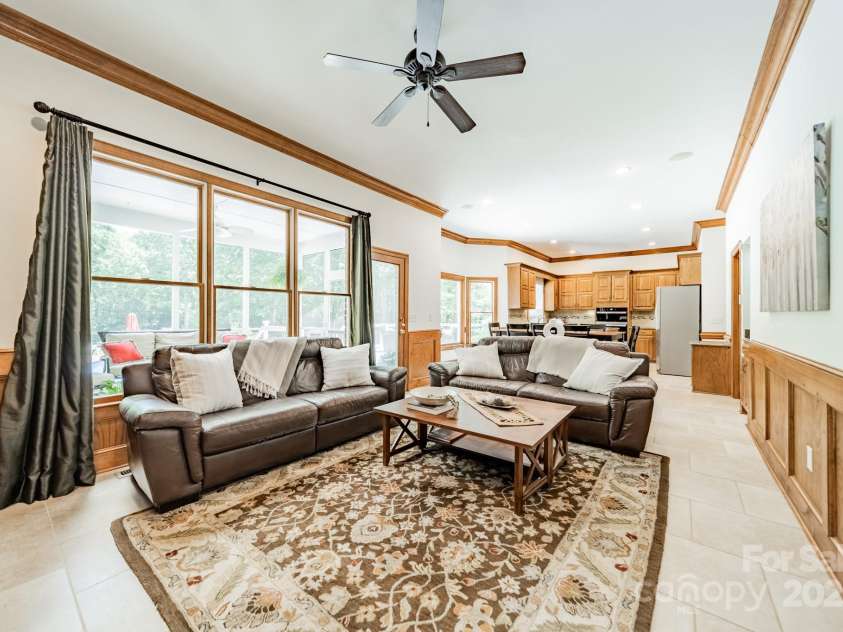 3307 Sandalwood Lane, Waxhaw, NC 28173.  MLS# CAR4281733, YatesRealty ID 29759. 