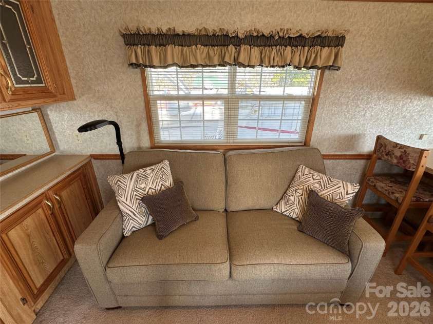 171 Grand View Drive, New London, NC 28127.  MLS# CAR4353166, YatesRealty ID 2976. 