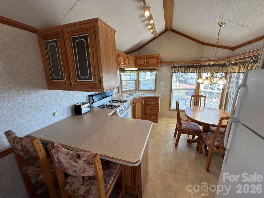171 Grand View Drive, New London, NC 28127.  MLS# CAR4353166, YatesRealty ID 2976. 