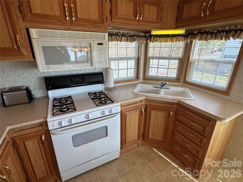 171 Grand View Drive, New London, NC 28127.  MLS# CAR4353166, YatesRealty ID 2976. 