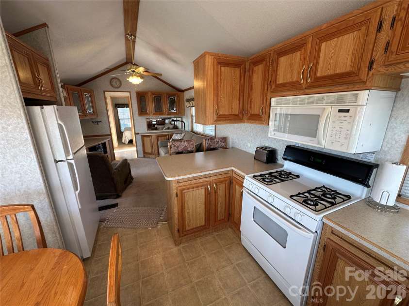 171 Grand View Drive, New London, NC 28127.  MLS# CAR4353166, YatesRealty ID 2976. 