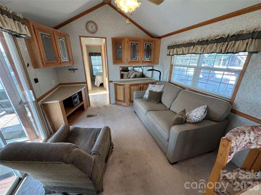 171 Grand View Drive, New London, NC 28127.  MLS# CAR4353166, YatesRealty ID 2976. 