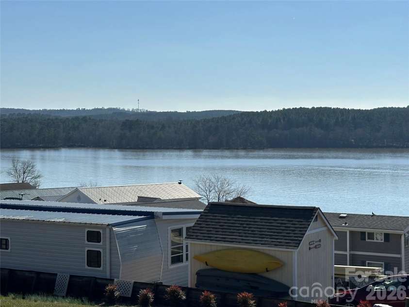 171 Grand View Drive, New London, NC 28127.  MLS# CAR4353166, YatesRealty ID 2976. 