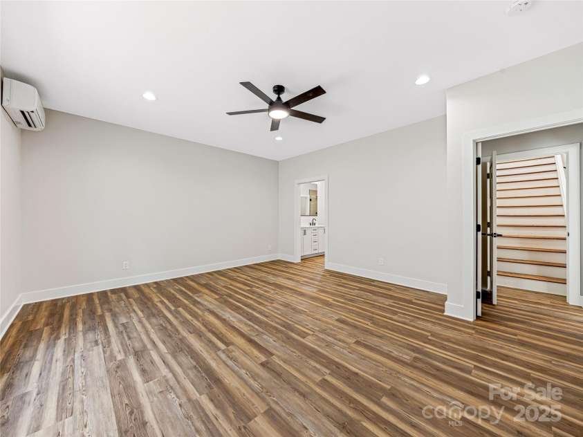 297 Bethany Drive, Mars Hill, NC 28754.  MLS# CAR4277821, YatesRealty ID 2976. Primary Bedroom - View #1