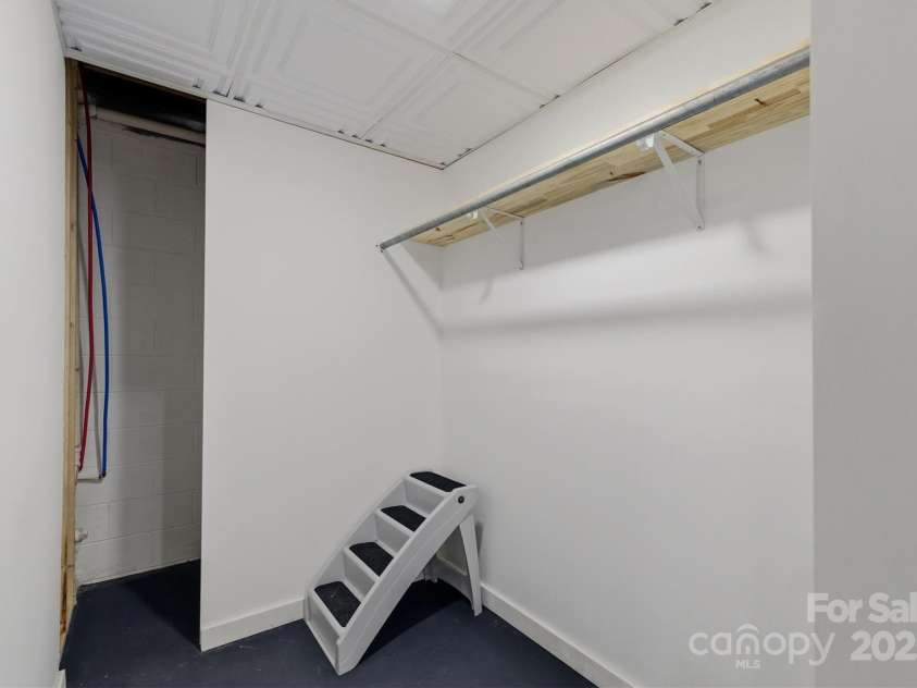 5341 Reese Store Avenue, Morganton, NC 28655.  MLS# CAR4327223, YatesRealty ID 2976. 