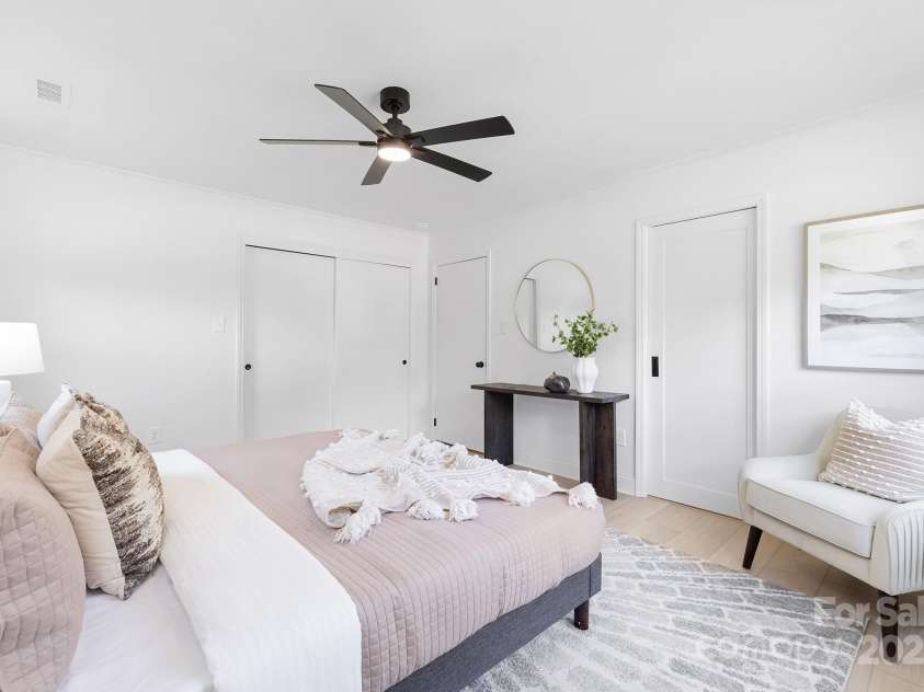 605 Magnolia Street, Mooresville, NC 28115.  MLS# CAR4282553, YatesRealty ID 29760. Primary bedroom