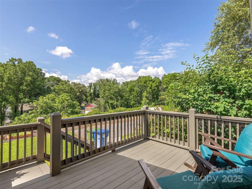 149 Courtland Avenue, Asheville, NC 28801.  MLS# CAR4283116, YatesRealty ID 29761. 