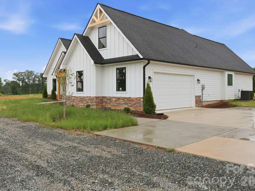 17834 brattain Road, Locust, NC 28079.  MLS# CAR4392773, YatesRealty ID 29761. 