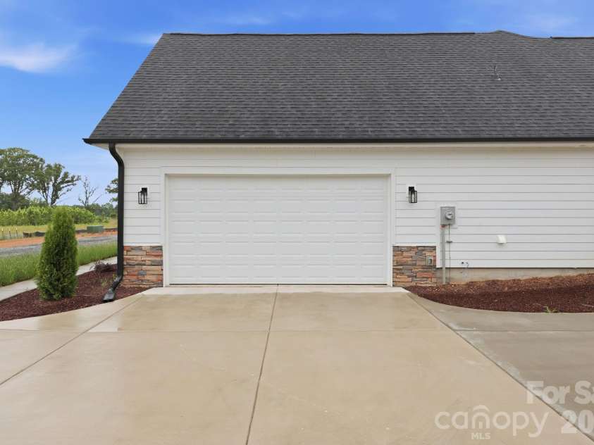 17834 brattain Road, Locust, NC 28079.  MLS# CAR4392773, YatesRealty ID 29761. 