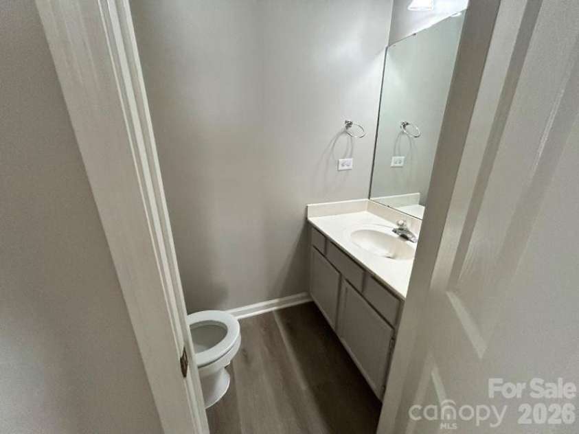 821 Lakehill Road, Charlotte, NC 28214.  MLS# CAR4392404, YatesRealty ID 29762. Guest Bathroom