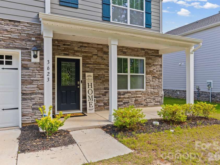 3623 Azalea Ridge Drive, Mount Holly, NC 28120.  MLS# CAR4392567, YatesRealty ID 29763. 