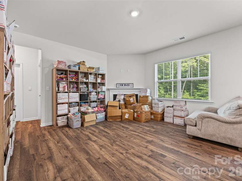 3623 Azalea Ridge Drive, Mount Holly, NC 28120.  MLS# CAR4392567, YatesRealty ID 29763. 