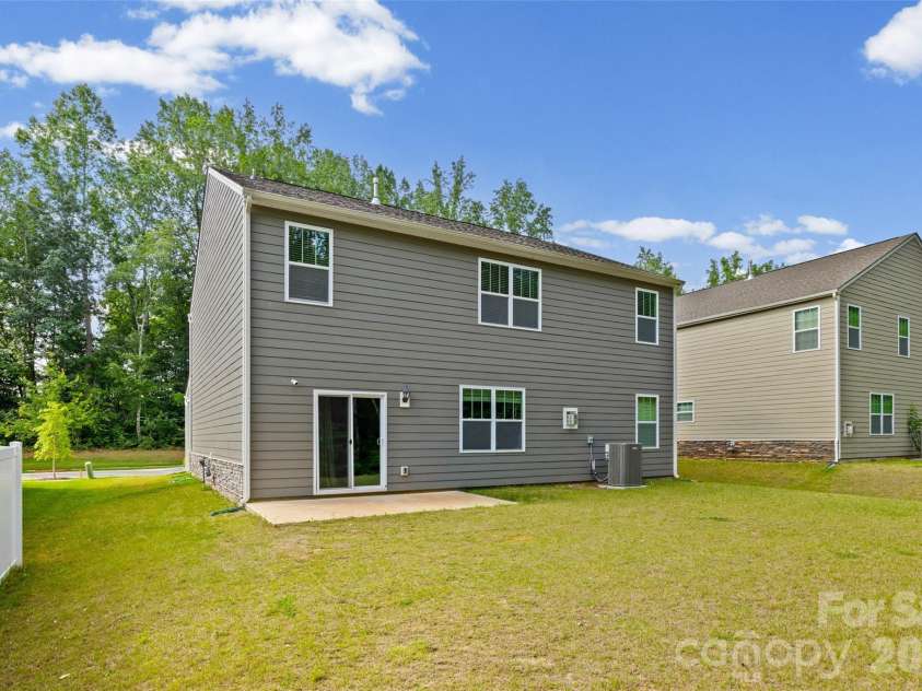 3623 Azalea Ridge Drive, Mount Holly, NC 28120.  MLS# CAR4392567, YatesRealty ID 29763. 