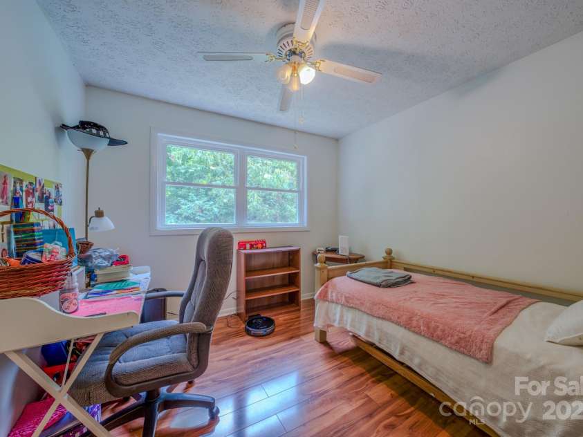 85 Pine Ridge Road, Mars Hill, NC 28754.  MLS# CAR4284642, YatesRealty ID 29763. 