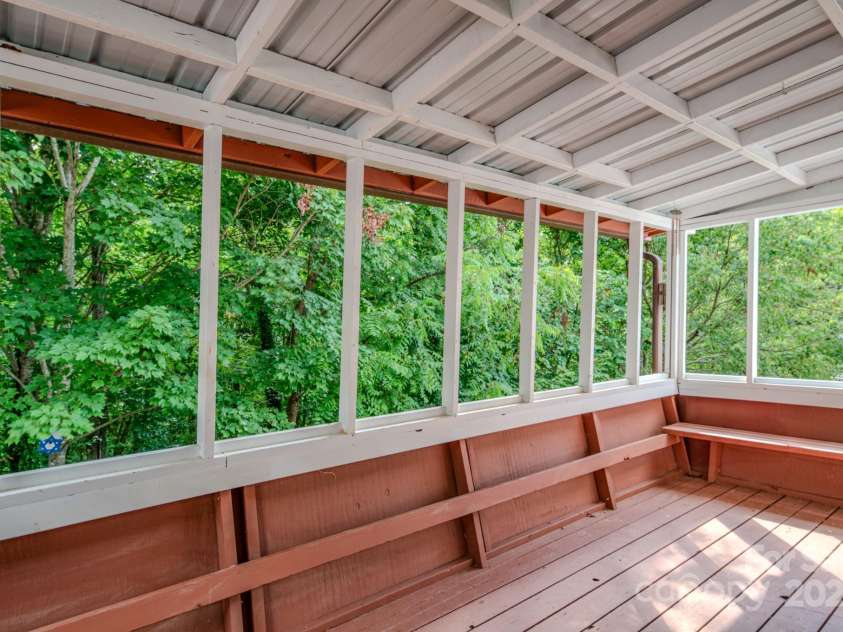 85 Pine Ridge Road, Mars Hill, NC 28754.  MLS# CAR4284642, YatesRealty ID 29763. 