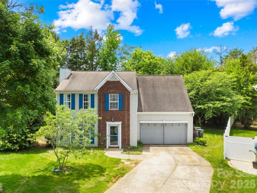 14542 Arbor Ridge Drive, Charlotte, NC 28273.  MLS# CAR4392287, YatesRealty ID 29764. 