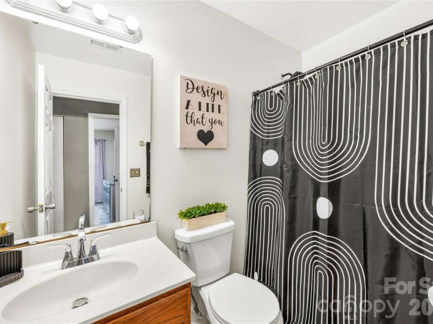 14542 Arbor Ridge Drive, Charlotte, NC 28273.  MLS# CAR4392287, YatesRealty ID 29764. 