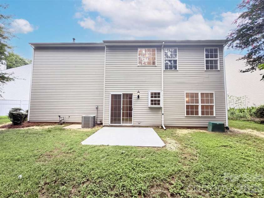 14542 Arbor Ridge Drive, Charlotte, NC 28273.  MLS# CAR4413570, YatesRealty ID 29764. 