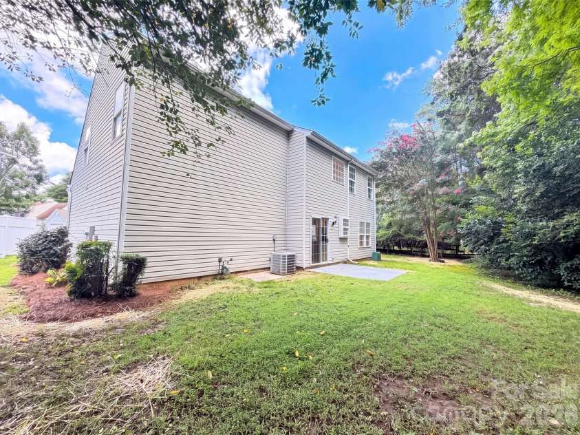 14542 Arbor Ridge Drive, Charlotte, NC 28273.  MLS# CAR4413570, YatesRealty ID 29764. 