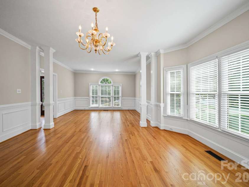 933 Allison Mews Place, Concord, NC 28027.  MLS# CAR4392633, YatesRealty ID 29765. 