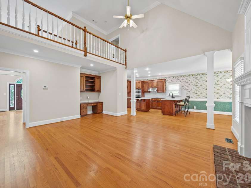 933 Allison Mews Place, Concord, NC 28027.  MLS# CAR4392633, YatesRealty ID 29765. 
