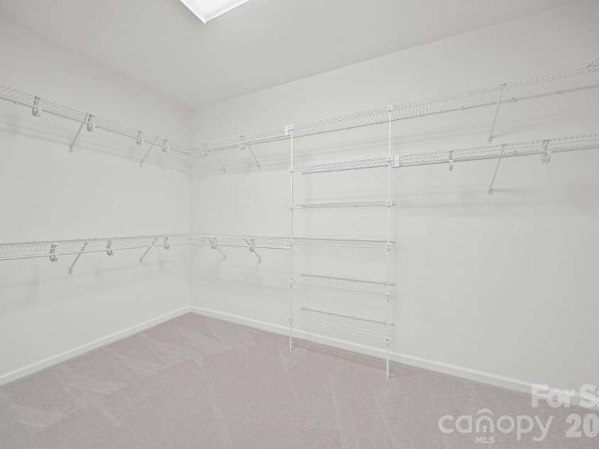 933 Allison Mews Place, Concord, NC 28027.  MLS# CAR4392633, YatesRealty ID 29765. 