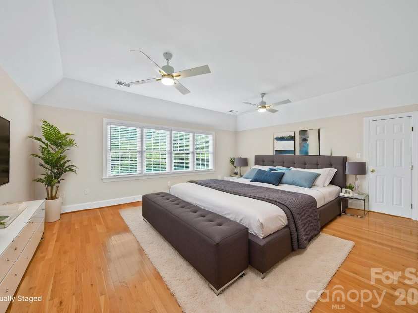 933 Allison Mews Place, Concord, NC 28027.  MLS# CAR4392633, YatesRealty ID 29765. 