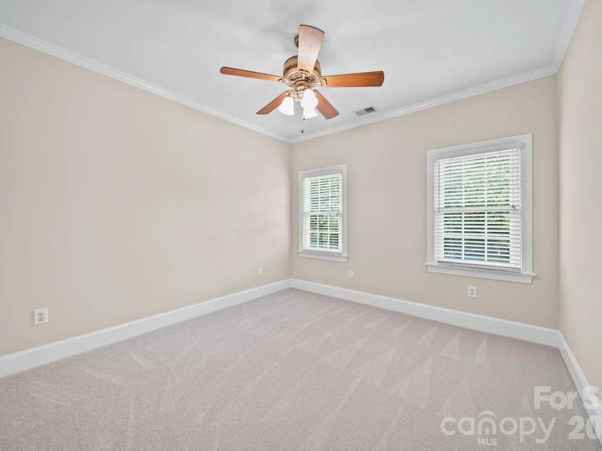 933 Allison Mews Place, Concord, NC 28027.  MLS# CAR4392633, YatesRealty ID 29765. 