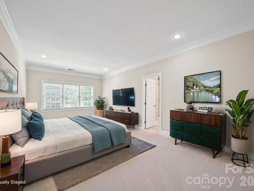 933 Allison Mews Place, Concord, NC 28027.  MLS# CAR4392633, YatesRealty ID 29765. 