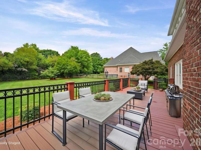 933 Allison Mews Place, Concord, NC 28027.  MLS# CAR4392633, YatesRealty ID 29765. 