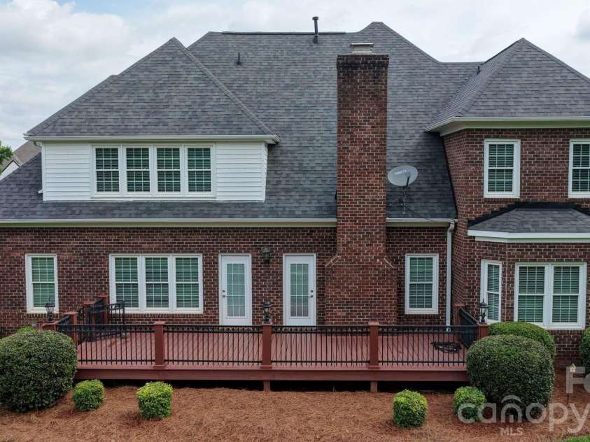 933 Allison Mews Place, Concord, NC 28027.  MLS# CAR4392633, YatesRealty ID 29765. 