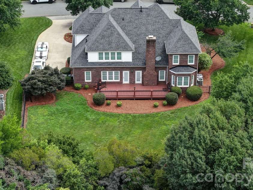 933 Allison Mews Place, Concord, NC 28027.  MLS# CAR4392633, YatesRealty ID 29765. 