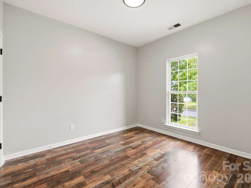 13409 Planters Row Drive, Charlotte, NC 28278.  MLS# CAR4392275, YatesRealty ID 29766. Bedroom