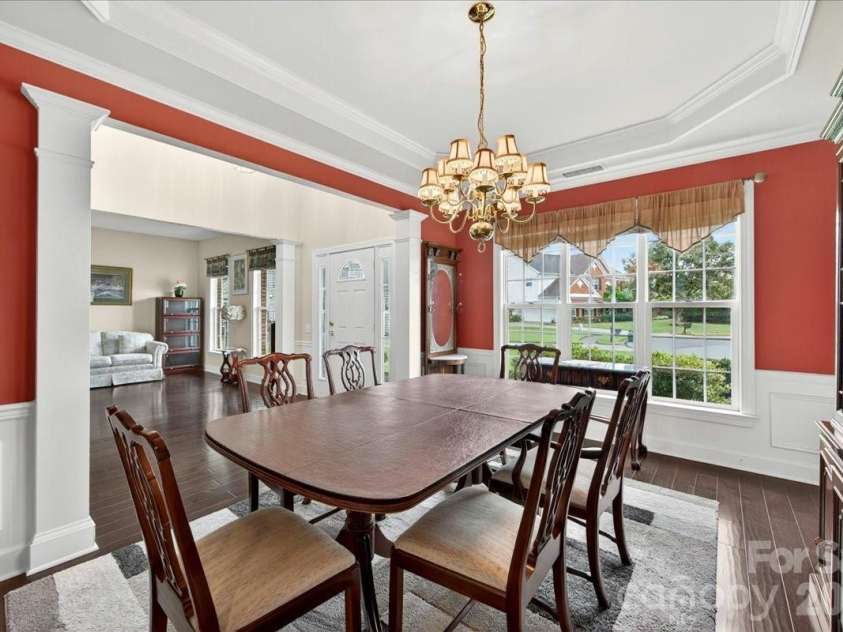 10604 Knight Castle Drive, Charlotte, NC 28277.  MLS# CAR4392146, YatesRealty ID 29768. 