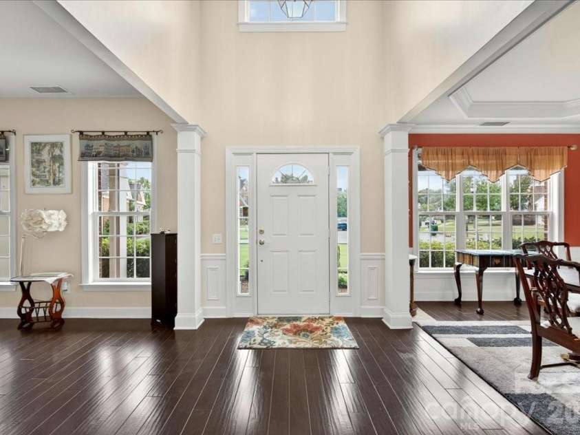 10604 Knight Castle Drive, Charlotte, NC 28277.  MLS# CAR4392146, YatesRealty ID 29768. Entrance