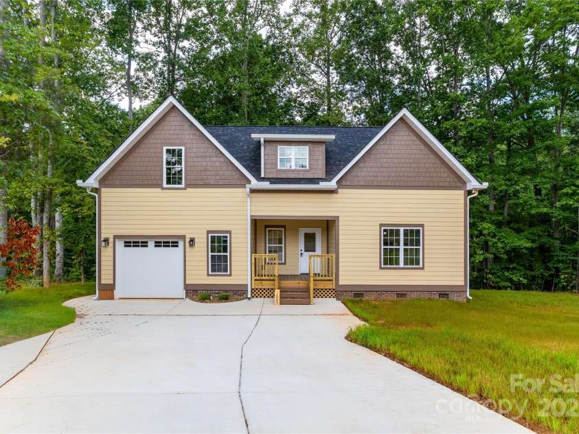 1005 Osprey Lane, China Grove, NC 28023.  MLS# CAR4287922, YatesRealty ID 29769. 
