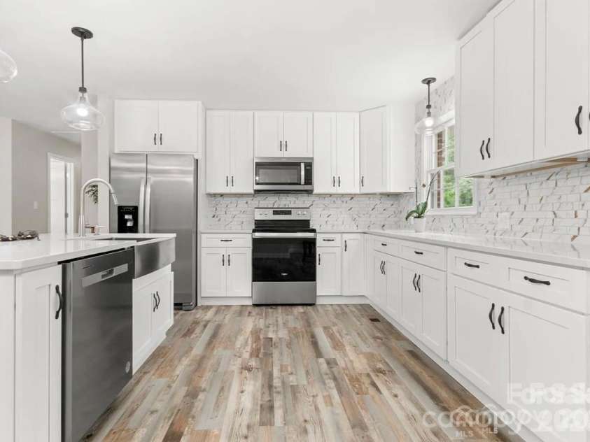 2179 Green Peach Road, Lancaster, SC 29720.  MLS# CAR4392801, YatesRealty ID 29769. 