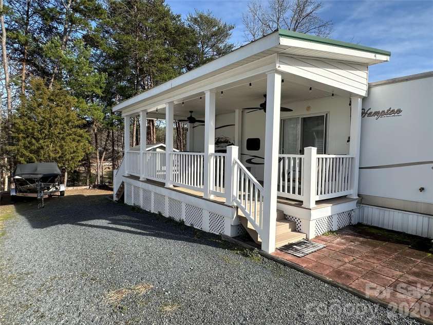 125 Cardinal Avenue, New London, NC 28127.  MLS# CAR4350076, YatesRealty ID 2977. 