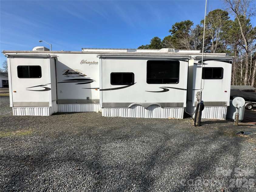 125 Cardinal Avenue, New London, NC 28127.  MLS# CAR4350076, YatesRealty ID 2977. 