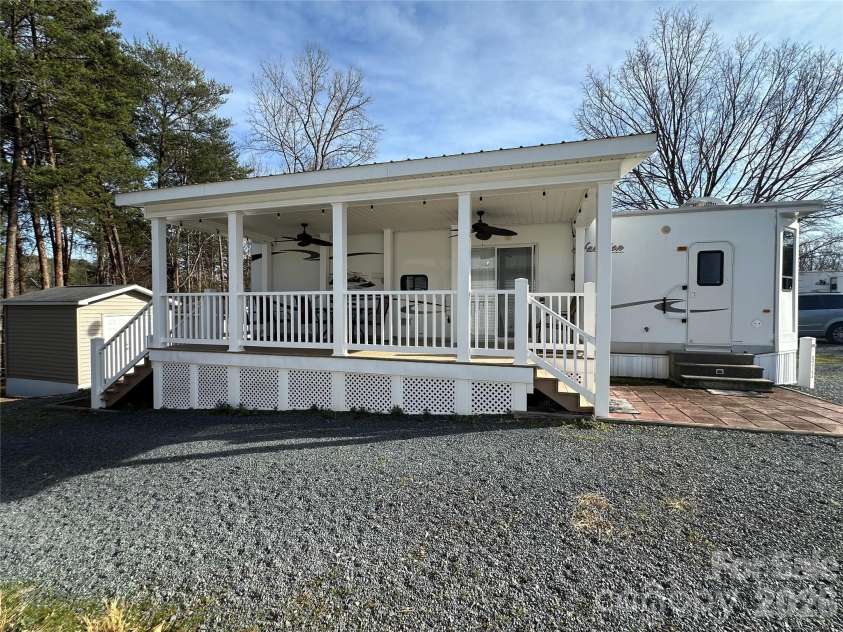 125 Cardinal Avenue, New London, NC 28127.  MLS# CAR4350076, YatesRealty ID 2977. 