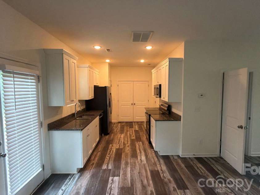 804 Jost Street, Statesville, NC 28677.  MLS# CAR4392458, YatesRealty ID 29771. 