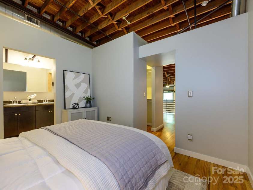 808 Academy Street, Charlotte, NC 28205.  MLS# CAR4284946, YatesRealty ID 29772. Primary Bedroom