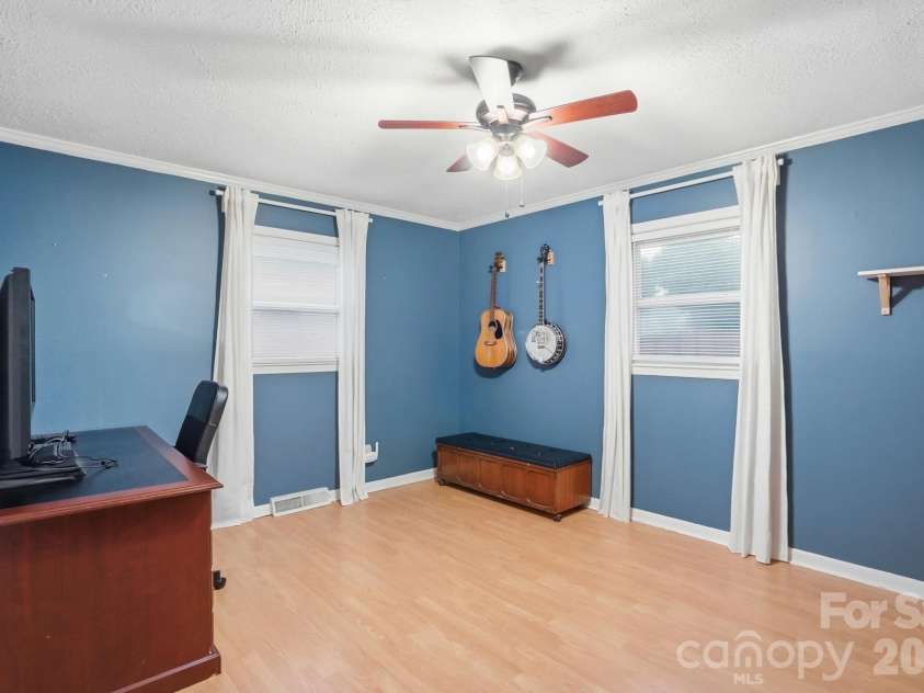 913 Gasser Drive, Concord, NC 28027.  MLS# CAR4391854, YatesRealty ID 29772. 