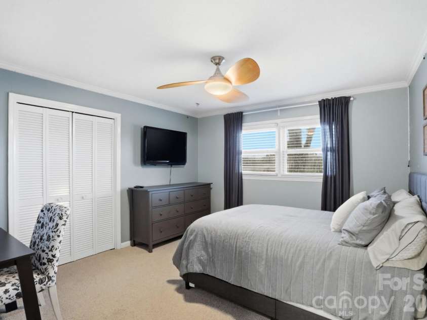 913 Gasser Drive, Concord, NC 28027.  MLS# CAR4391854, YatesRealty ID 29772. 