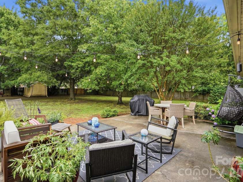 913 Gasser Drive, Concord, NC 28027.  MLS# CAR4391854, YatesRealty ID 29772. 