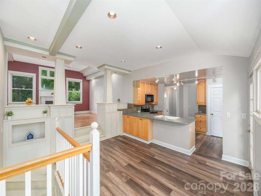 136 Assembly Street, Waynesville, NC 28786.  MLS# CAR4392822, YatesRealty ID 29773. 