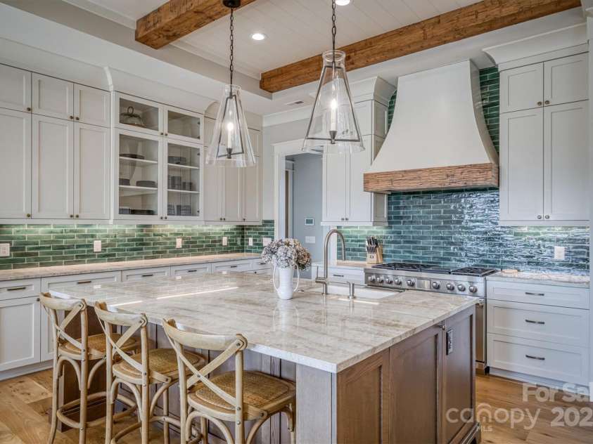 256 Hunt Camp Drive, Nebo, NC 28761.  MLS# CAR4279545, YatesRealty ID 29773. 