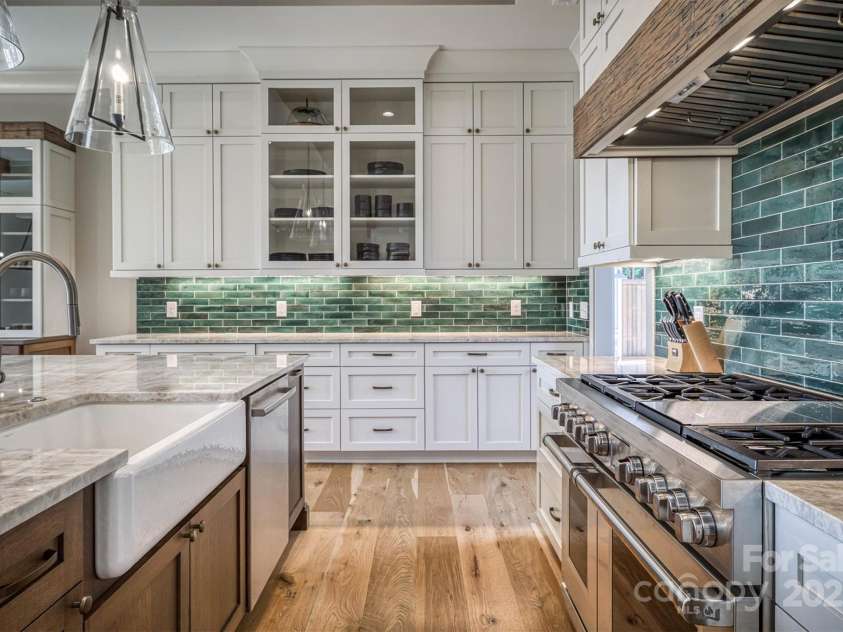 256 Hunt Camp Drive, Nebo, NC 28761.  MLS# CAR4279545, YatesRealty ID 29773. 