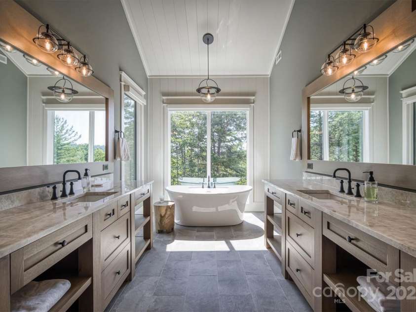 256 Hunt Camp Drive, Nebo, NC 28761.  MLS# CAR4279545, YatesRealty ID 29773. 