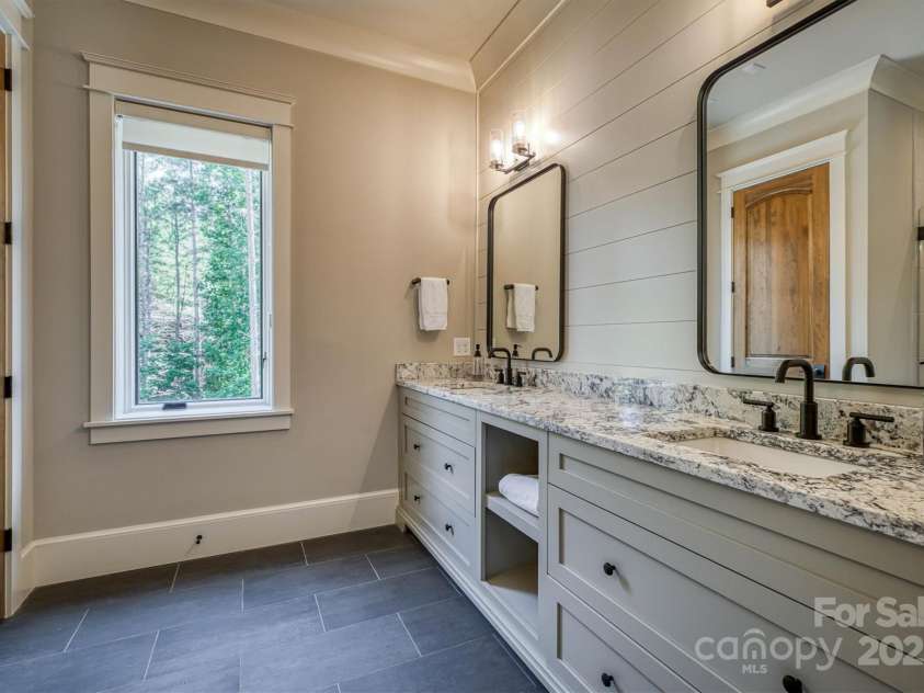 256 Hunt Camp Drive, Nebo, NC 28761.  MLS# CAR4279545, YatesRealty ID 29773. 